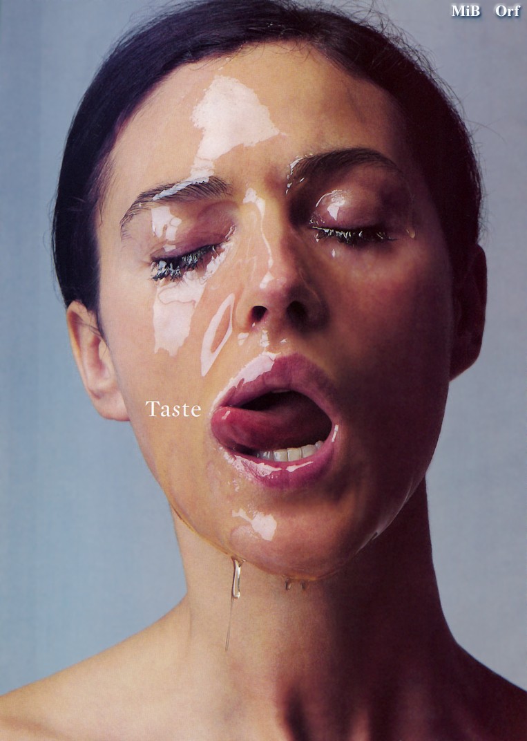 Monica Belluci - 109